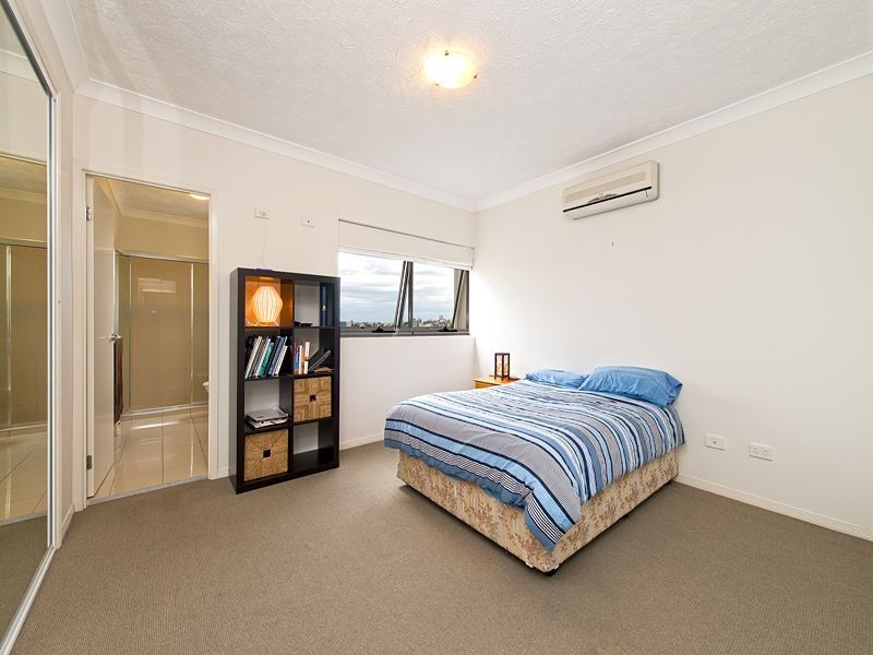 19/36 Holland Street, Toowong QLD 4066