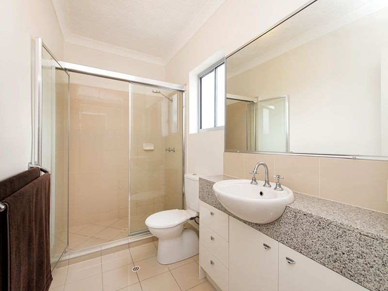 19/36 Holland Street, Toowong QLD 4066