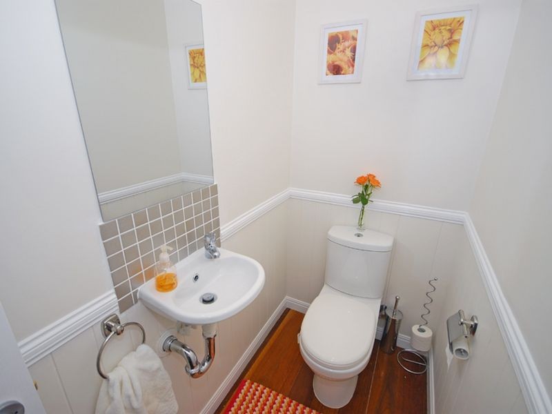 11 Mcconnell Crescent, Brookfield QLD 4069