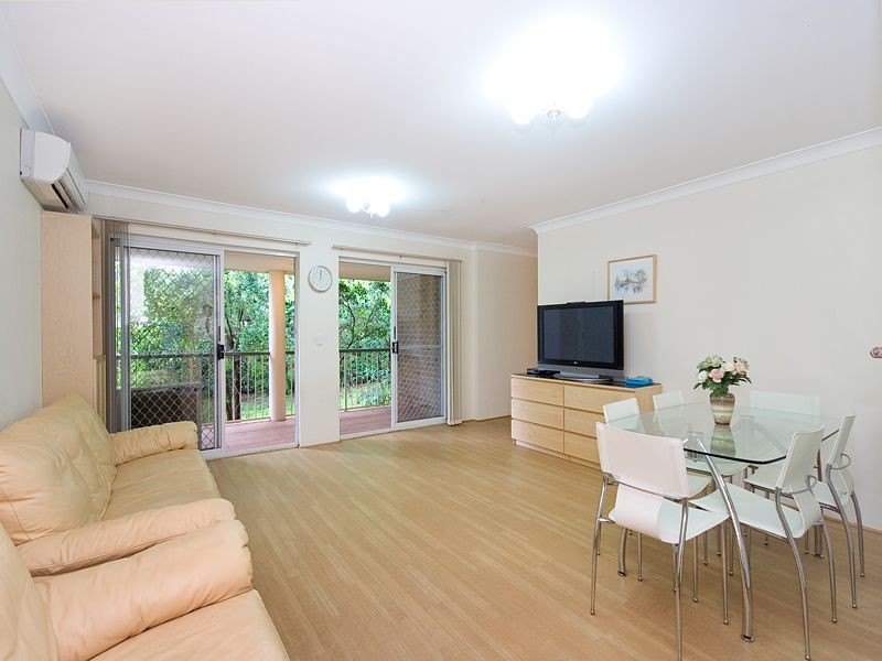 8/38 Alpha Street, Taringa QLD 4068