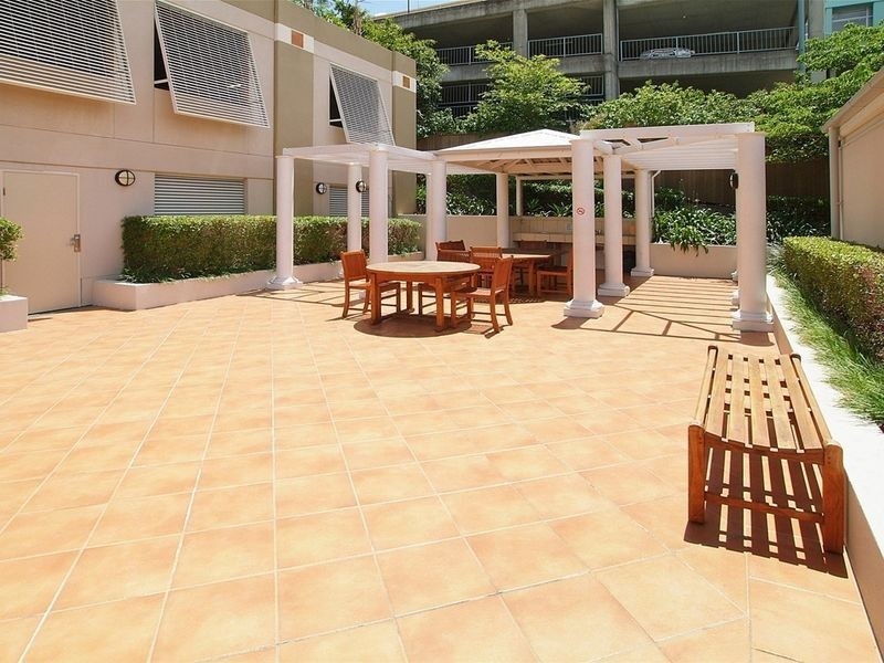 108/11 Chasely Street, Auchenflower QLD 4066