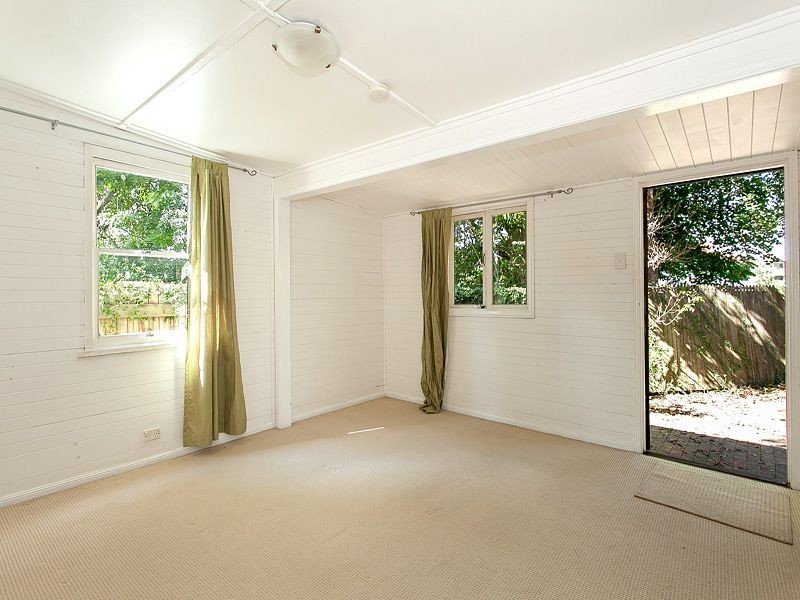 14 St Osyth Street, Toowong QLD 4066