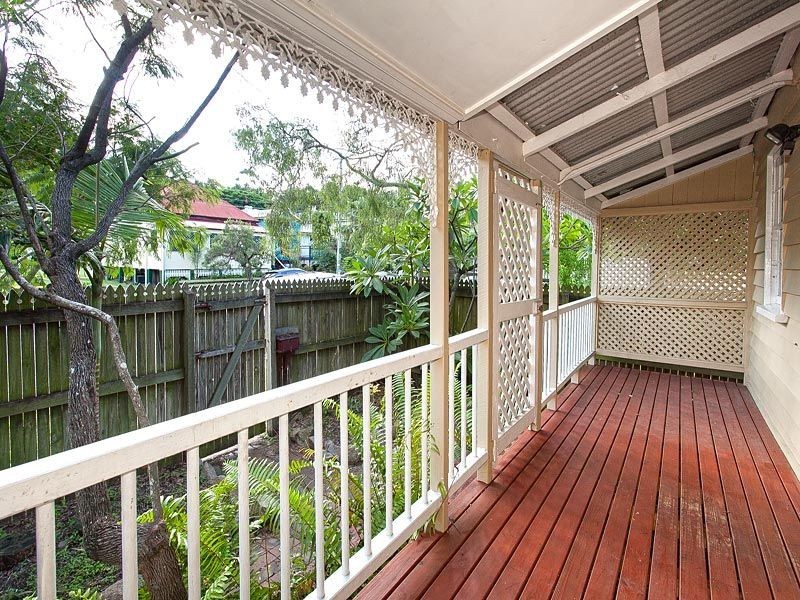 14 St Osyth Street, Toowong QLD 4066