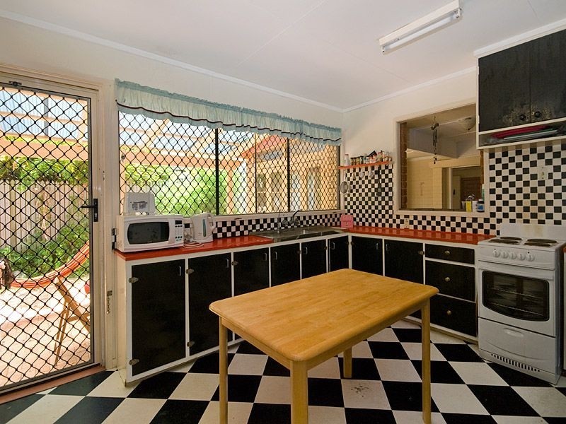 17 Wiseman Street, Kenmore QLD 4069