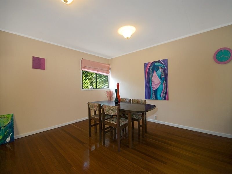 17 Wiseman Street, Kenmore QLD 4069