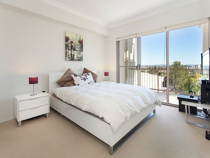 5/57 Swann Road, Taringa QLD 4068