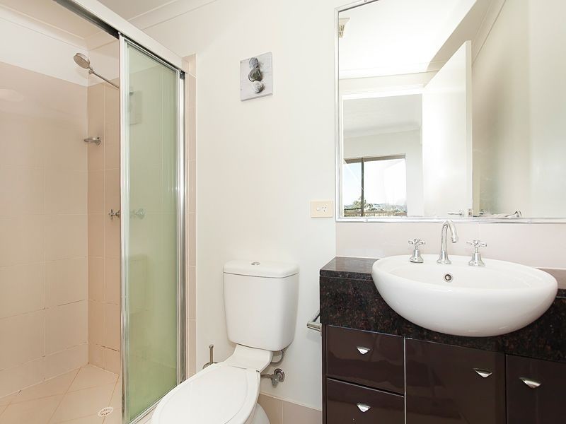 5/57 Swann Road, Taringa QLD 4068