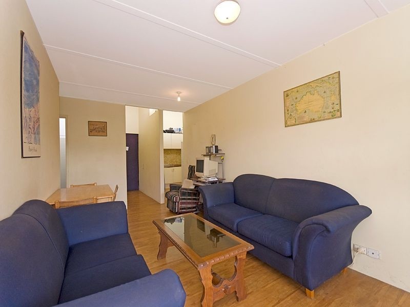 2/70 Sylvan Road, Toowong QLD 4066