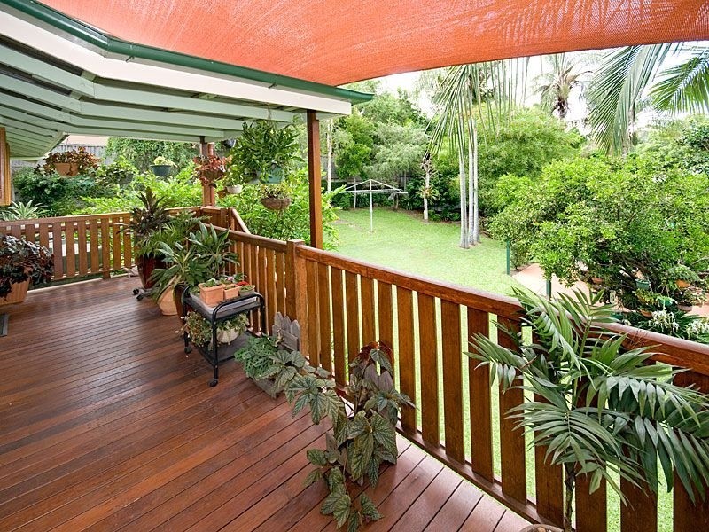 14 Thorn Street, Red Hill QLD 4059
