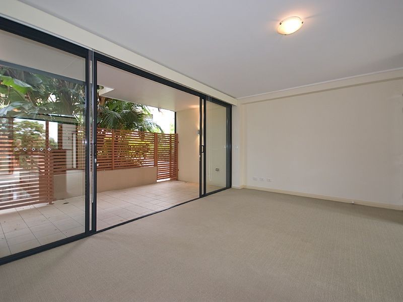 4/9 Sylvan Road, Toowong QLD 4066