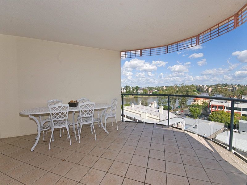79/9 Sylvan Road, Toowong QLD 4066