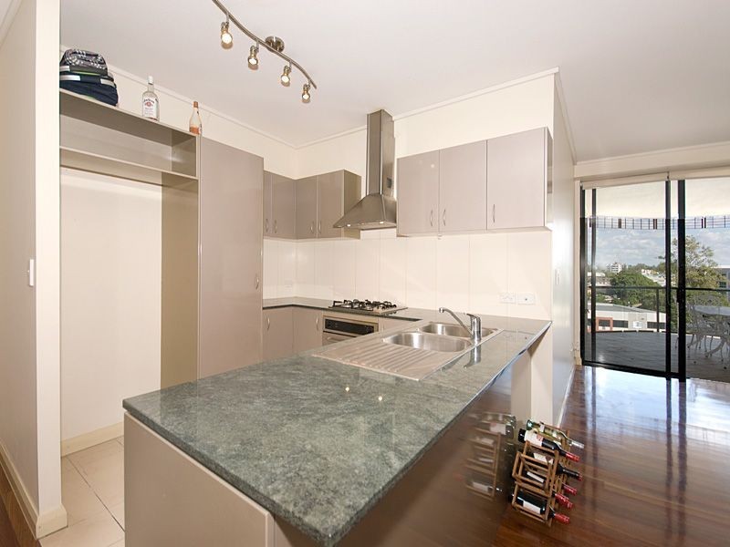 79/9 Sylvan Road, Toowong QLD 4066