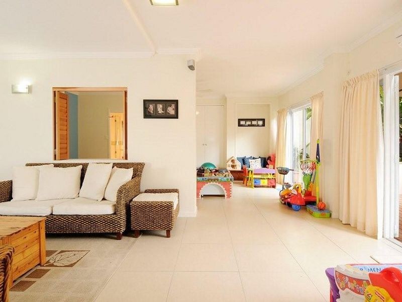 2/46 Highview Terrace, St Lucia QLD 4067