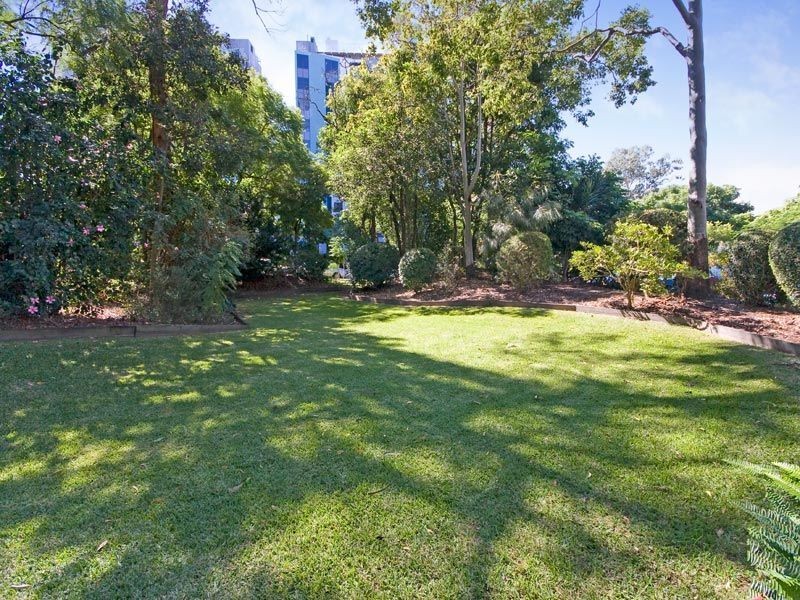 12/12 Patrick Lane, Toowong QLD 4066