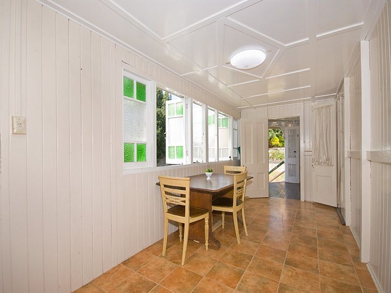 25 Terrace Street, Toowong QLD 4066