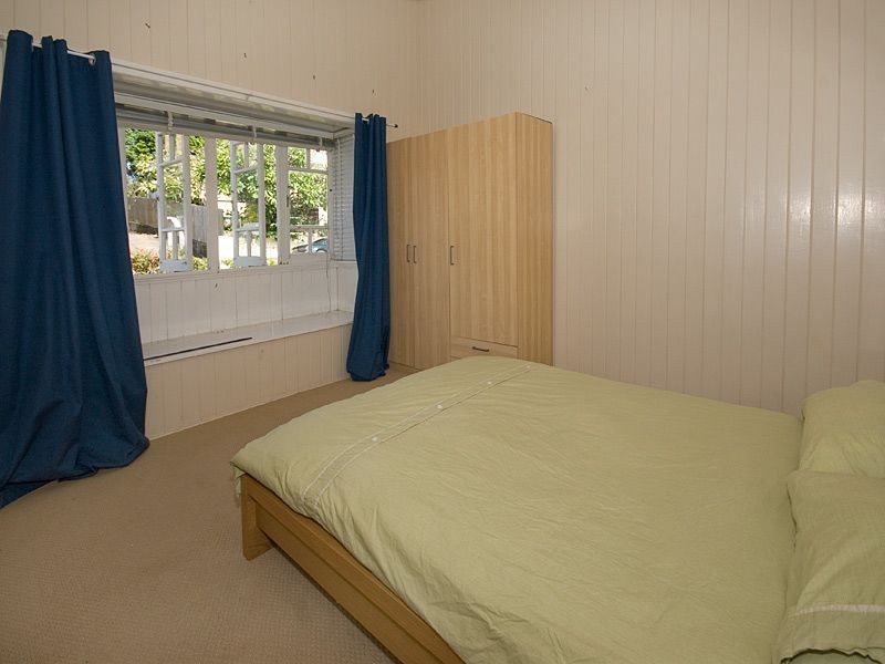 25 Terrace Street, Toowong QLD 4066