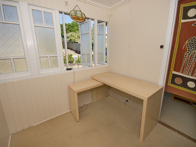 25 Terrace Street, Toowong QLD 4066