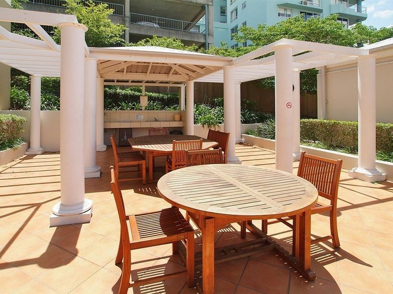 22/66 Dunmore Terrace, Auchenflower QLD 4066