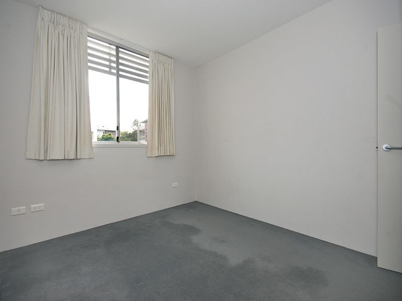 14/2 Campbell Street, Toowong QLD 4066