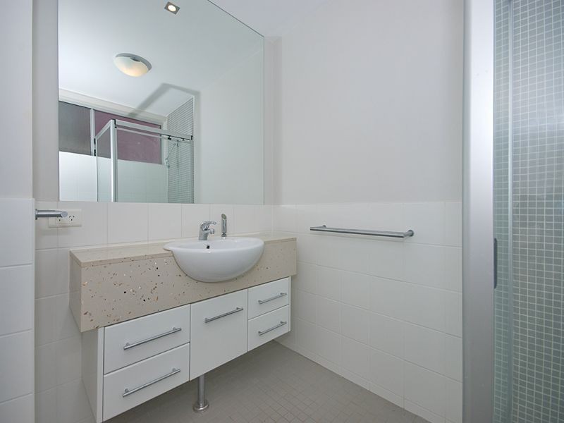 14/2 Campbell Street, Toowong QLD 4066