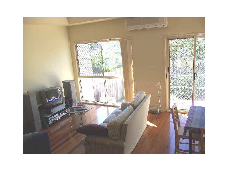 2/60 Manchester Terrace, Taringa QLD 4068