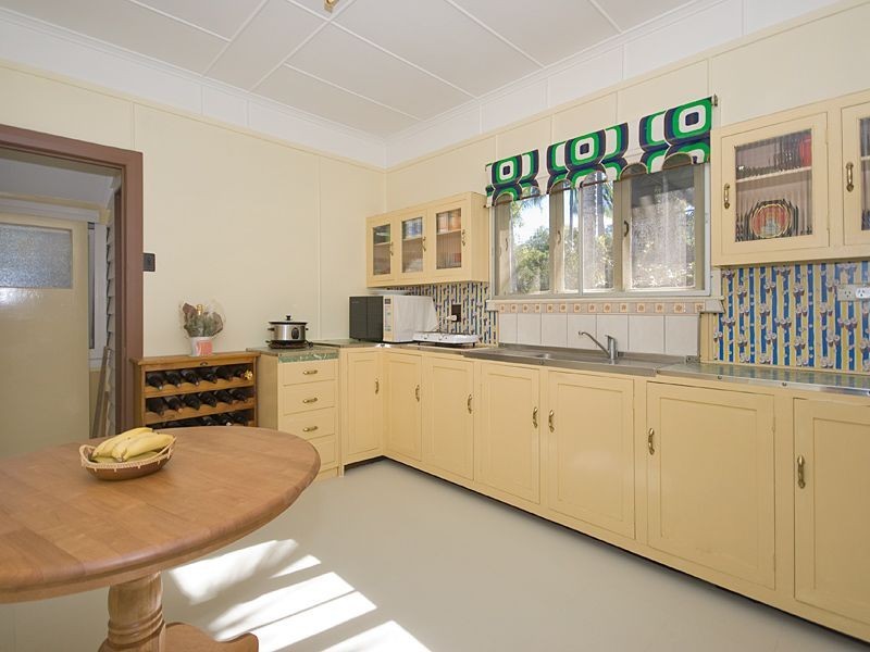 10 Bide Street, Taringa QLD 4068