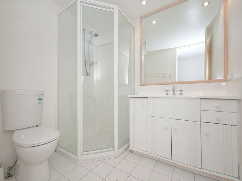 2/35 Whitmore Street, Taringa QLD 4068