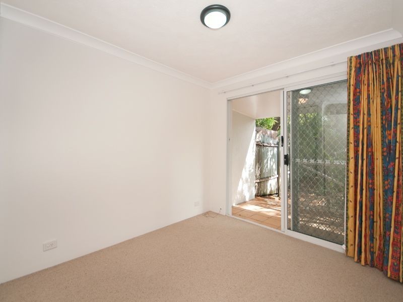 2/35 Whitmore Street, Taringa QLD 4068