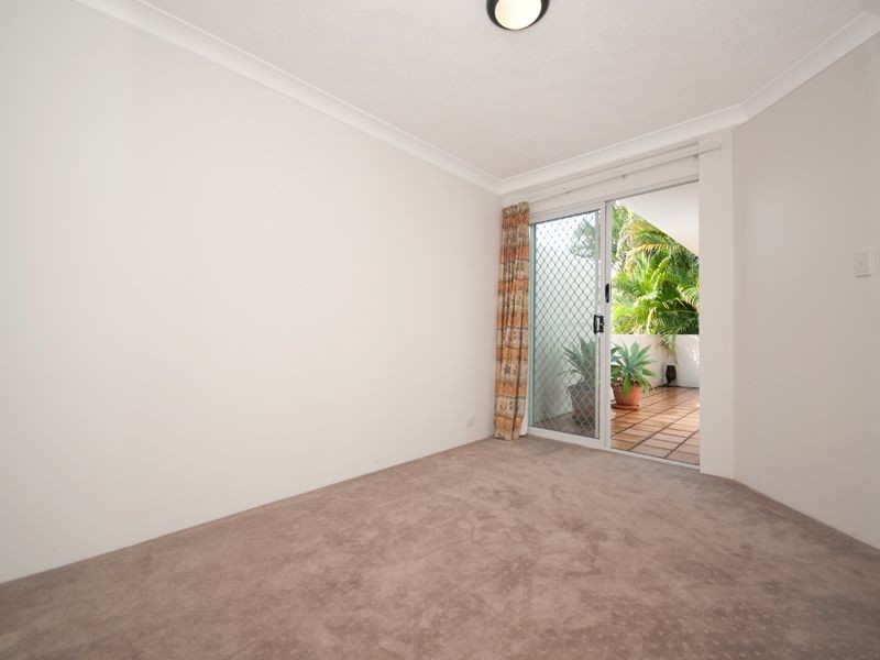 2/35 Whitmore Street, Taringa QLD 4068