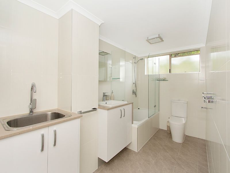 2/99 Indooroopilly Road, Taringa QLD 4068