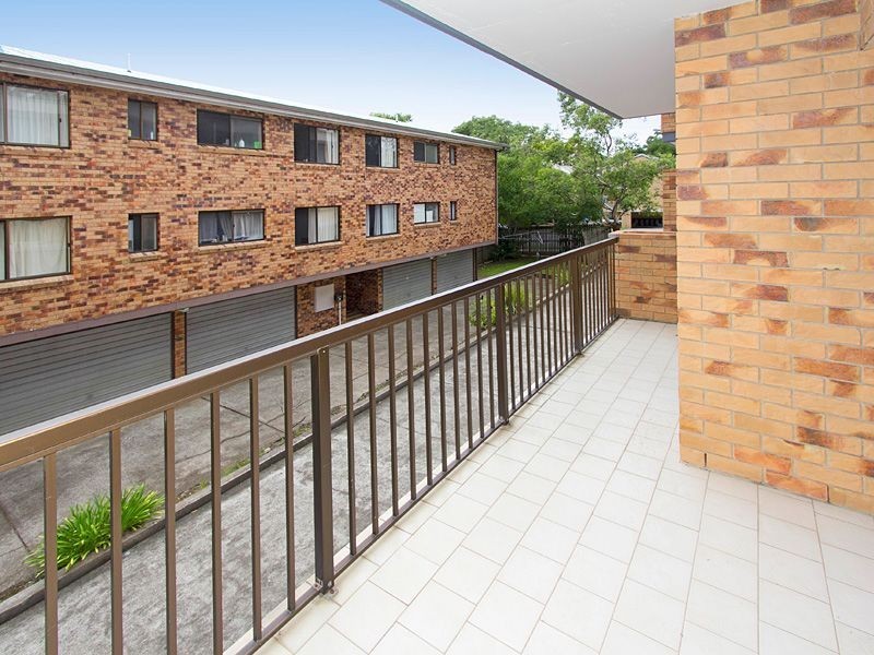2/99 Indooroopilly Road, Taringa QLD 4068
