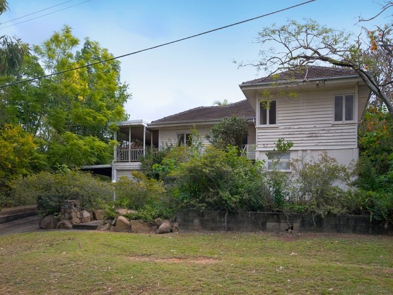 57 Boomerang Road, St Lucia QLD 4067