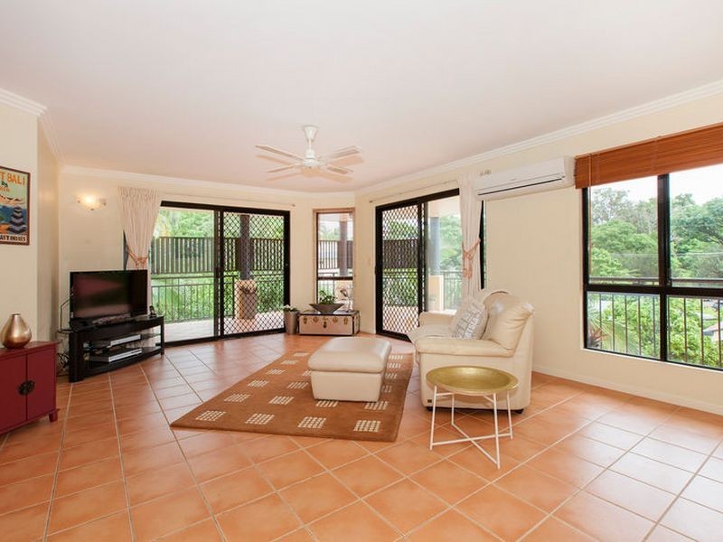 10/117-121 Sir Fred Schonell Drive, St Lucia QLD 4067