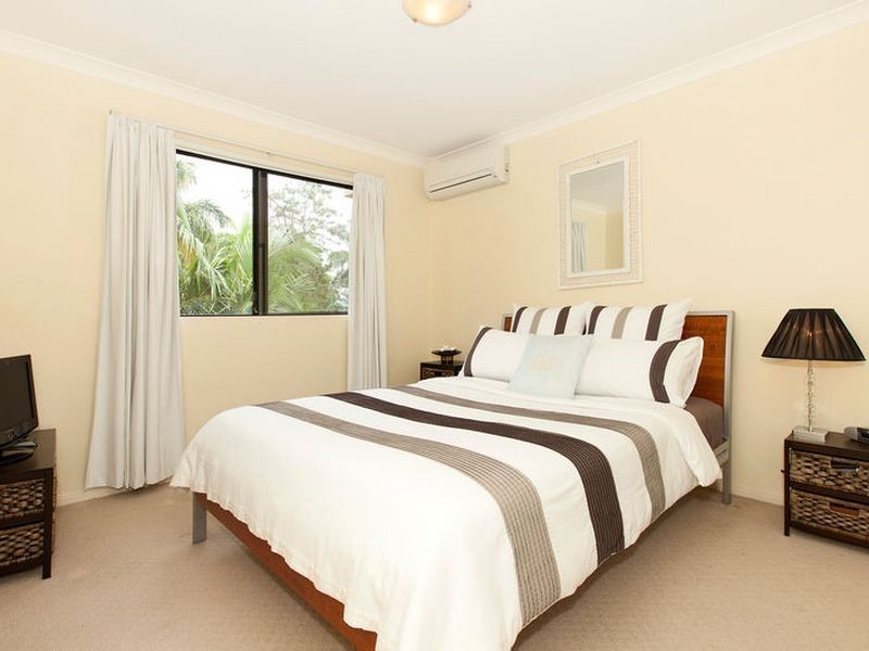 10/117-121 Sir Fred Schonell Drive, St Lucia QLD 4067