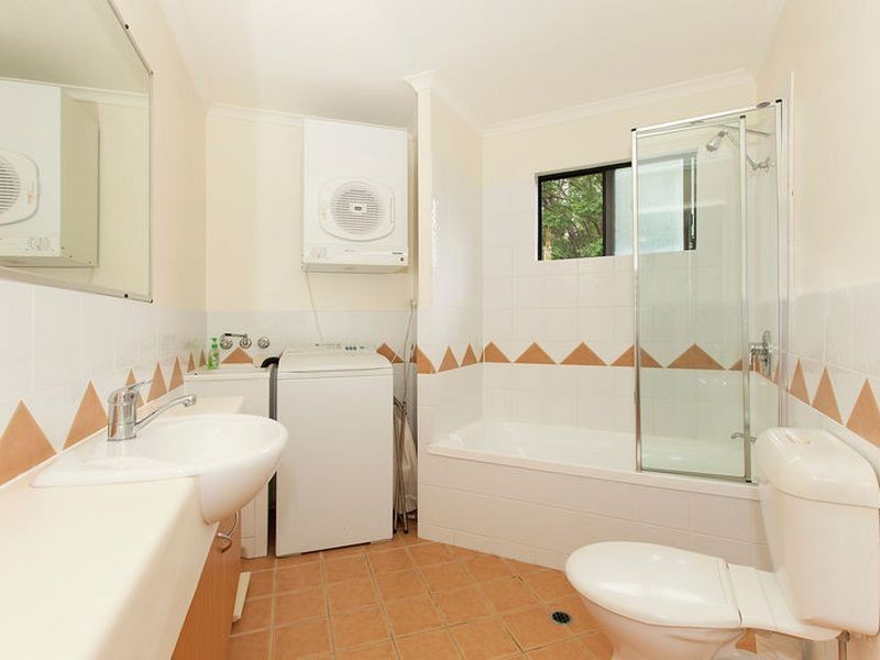 10/117-121 Sir Fred Schonell Drive, St Lucia QLD 4067