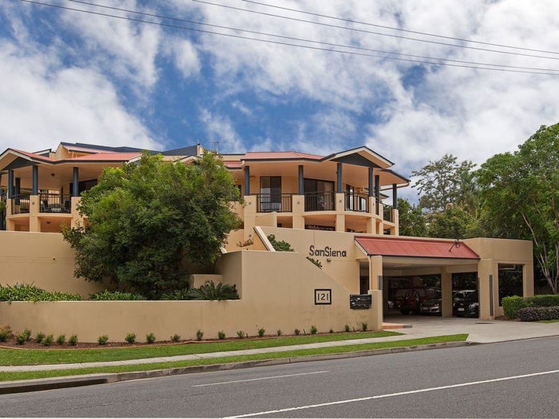 10/117-121 Sir Fred Schonell Drive, St Lucia QLD 4067