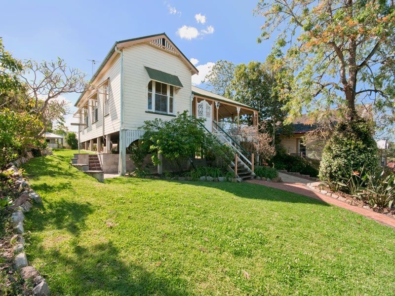 55 Manchester Terrace, Indooroopilly QLD 4068