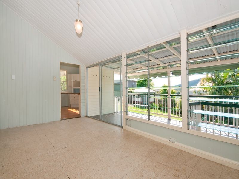 55 Manchester Terrace, Indooroopilly QLD 4068