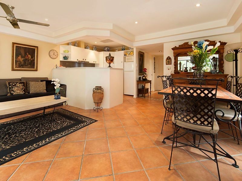 2/44 Dovercourt Road, Toowong QLD 4066
