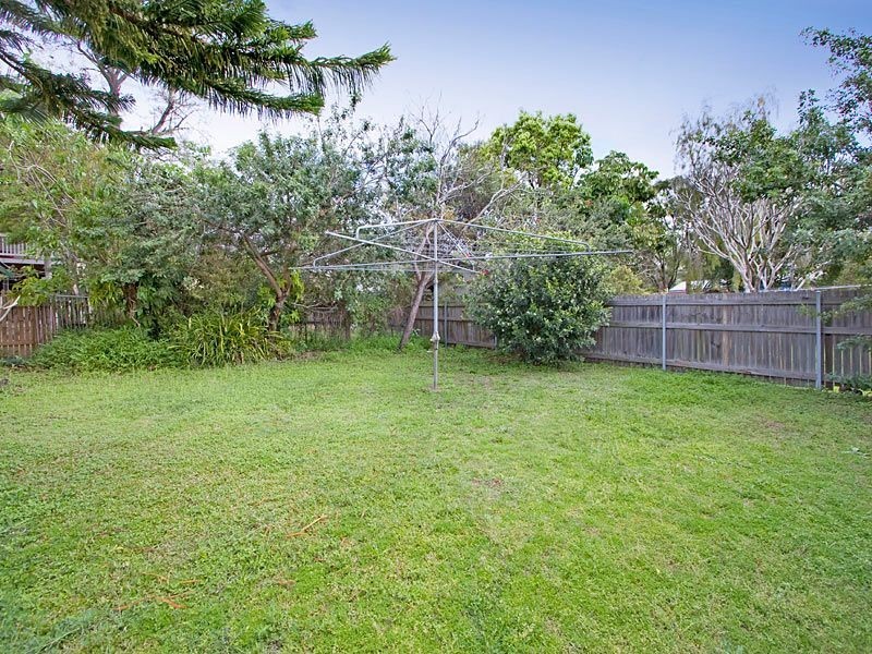 29 Lawson Street, Oxley QLD 4075