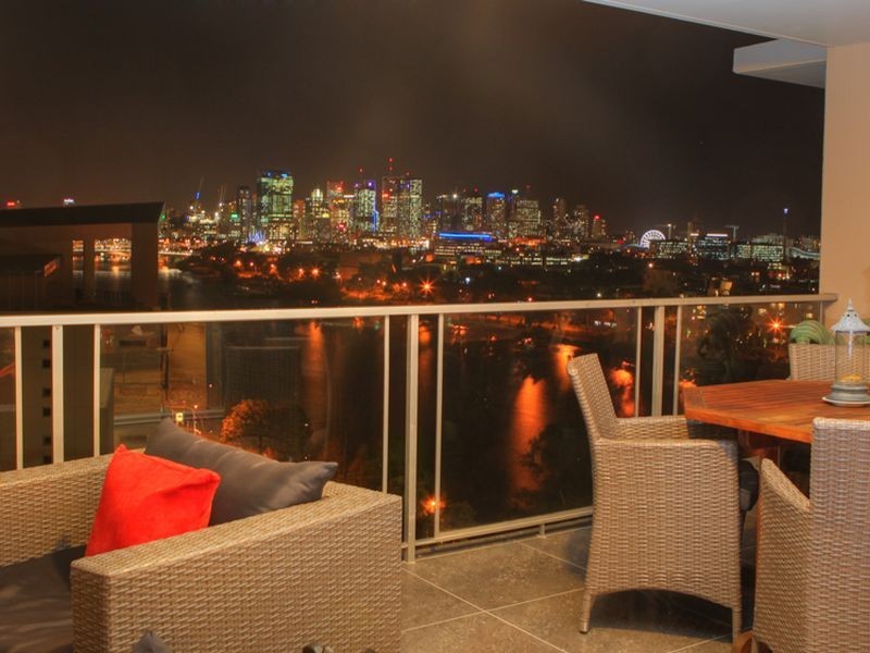 64/24 Dunmore Terrace, Auchenflower QLD 4066