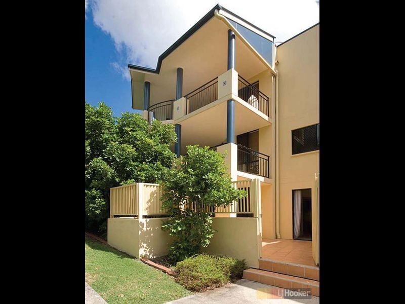 3/121 Sir Fred Schonell Drive, St Lucia QLD 4067