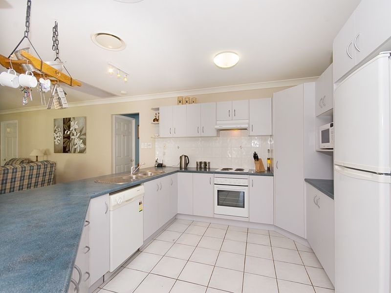 45 Westaway Crescent, Bellbowrie QLD 4070