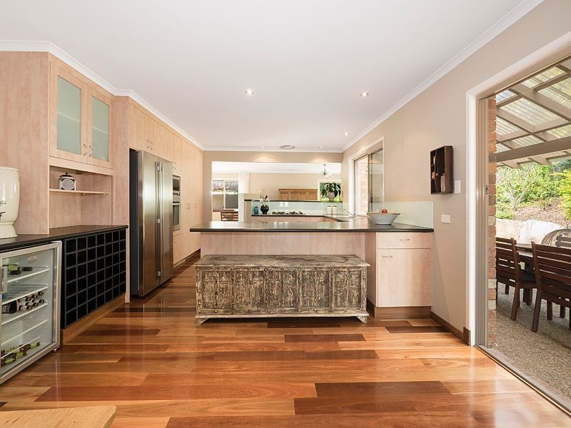 18 Ironbark Place, Bellbowrie QLD 4070