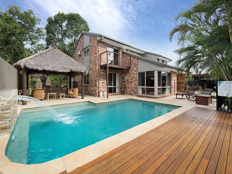 18 Ironbark Place, Bellbowrie QLD 4070