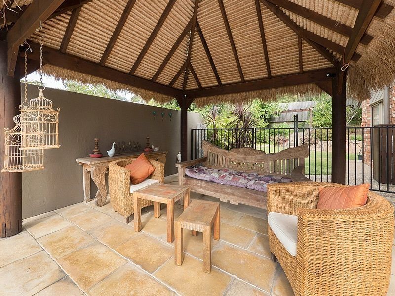 18 Ironbark Place, Bellbowrie QLD 4070