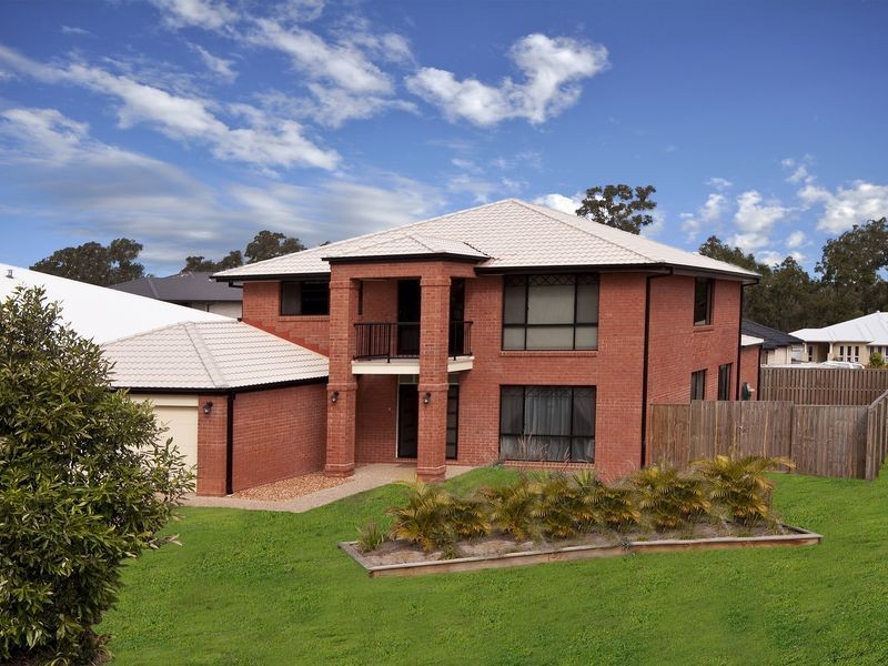 1 Hendos Place, Moggill QLD 4070