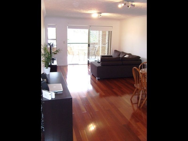 2/18 Lima Street, Auchenflower QLD 4066