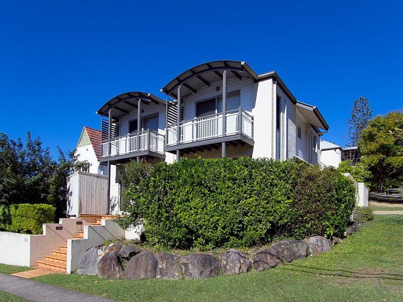 2/90 Sherwood Road, Toowong QLD 4066