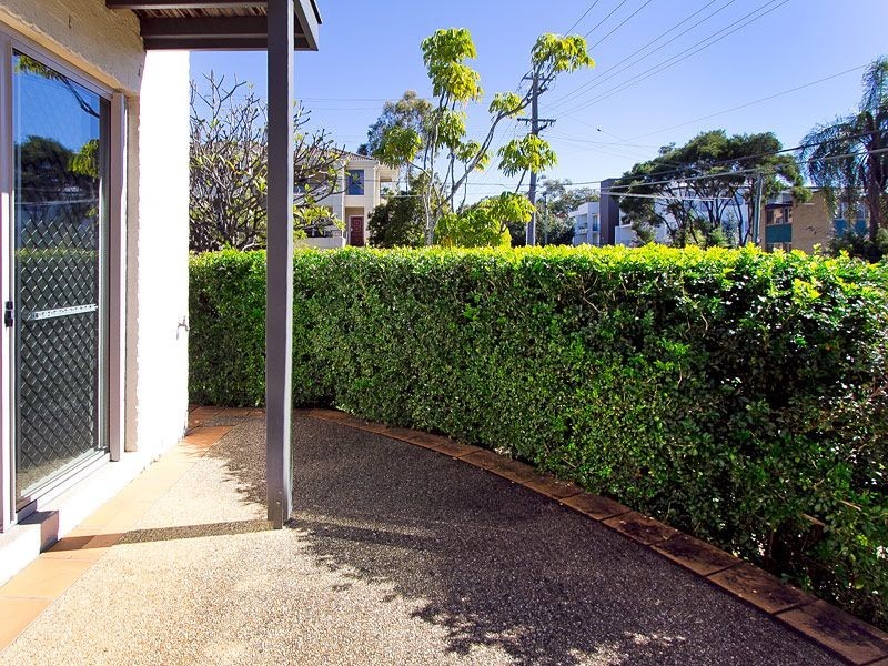 2/90 Sherwood Road, Toowong QLD 4066